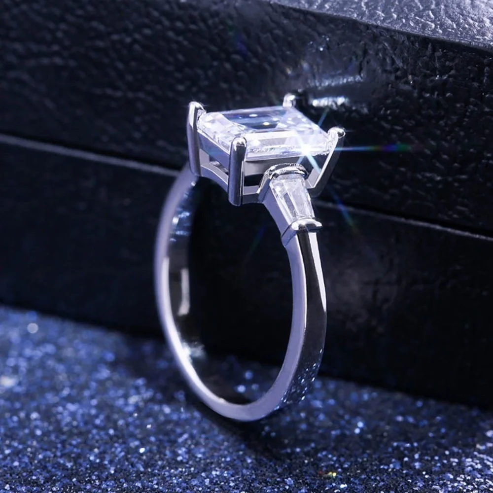 *HONORA* Silver x Zircon Fashion Ring Size 9